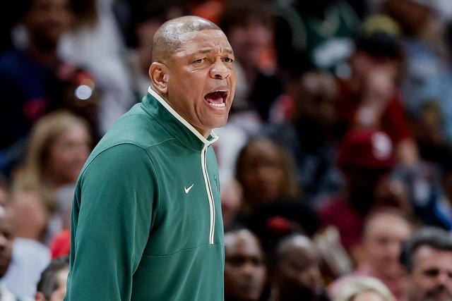 詹姆斯29+8里夫斯38分 浓眉缺阵湖人险胜篮网